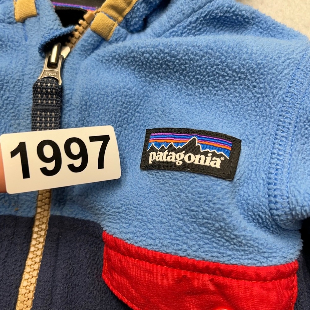 Patagonia Baby Micro D Snap-T Hooded Fleece Jacket Blue Navy 3-6M 60155 - Picture 8 of 8